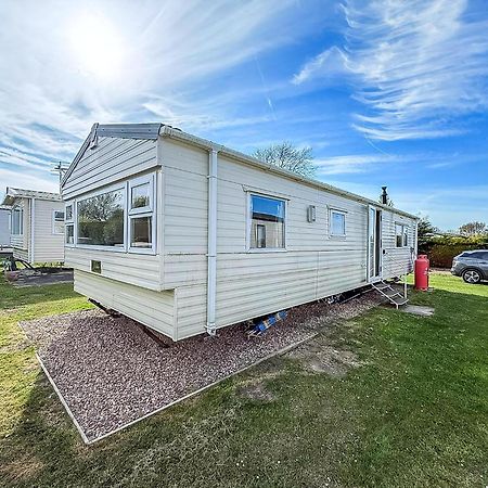 Lovely 6 Berth Caravan At Sunnydale Holiday Park Ref 35375S Louth  Εξωτερικό φωτογραφία