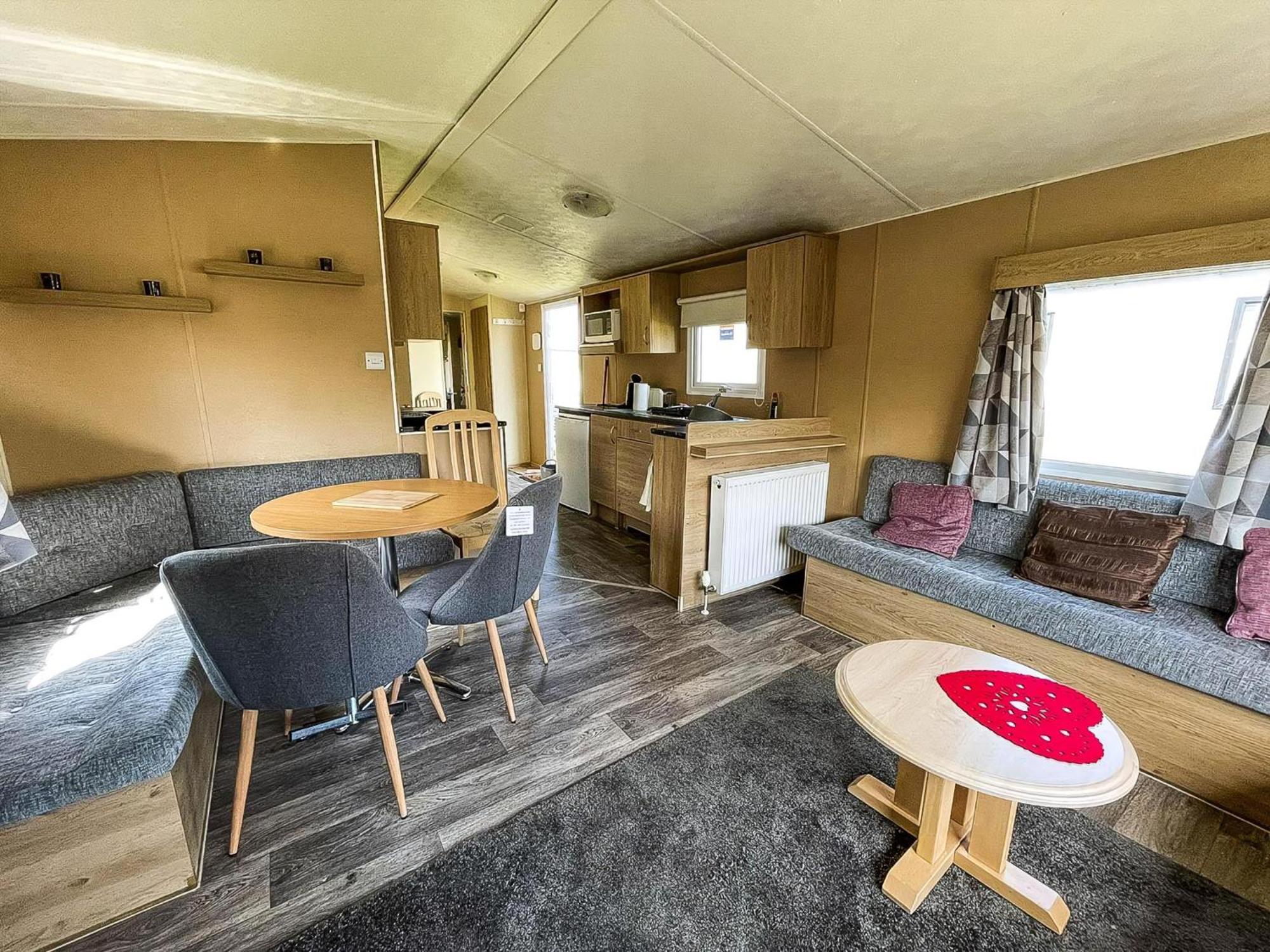 Lovely 6 Berth Caravan At Sunnydale Holiday Park Ref 35375S Louth  Εξωτερικό φωτογραφία