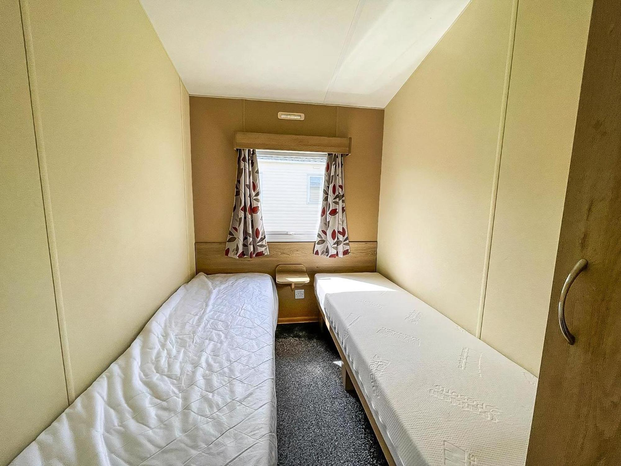 Lovely 6 Berth Caravan At Sunnydale Holiday Park Ref 35375S Louth  Εξωτερικό φωτογραφία